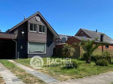 ARRIENDA LINDA CASA 3 DORMITORIOS – SECTOR GANADEROS