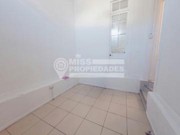 Arrienda oficinas en sector centro de antofagasta | espacios por clp 400000.00 en Antofagasta