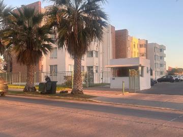 ARRIENDO AÑO CORRIDO AMPLIO DEPARTAMENTO 2D 2B EST