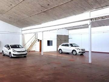 Arriendo Bodega Macul Galpón Vicuña Mackenna/ Rodrigo de Araya