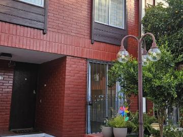 Arriendo casa en condominio, 3 dorm. cerca metro manquehue