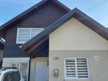 Arriendo casa en condominio 3D 2B