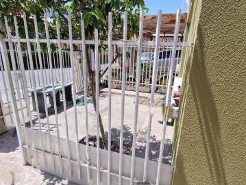 Arriendo casa en condominio