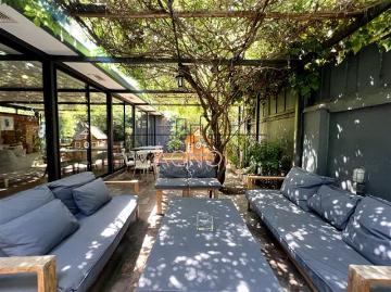Arriendo Casa Las condes en calle residencial, cercana a metro los dominicos