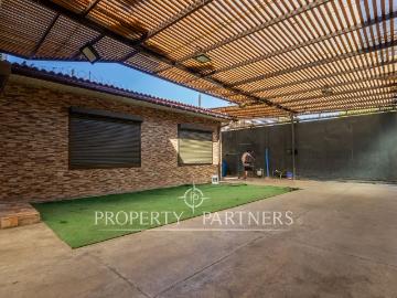 Arriendo con compromiso a compra. Casa uso MIXTO en Exequiel Fernandez, Macul