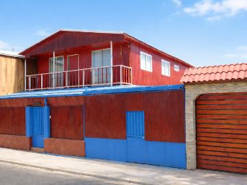 Arriendo de casas en calama | alojamiento minero casa grande con mini departamento incluido 7 dormitorios por clp 9000. 00