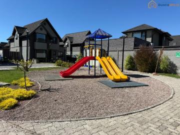 Arriendo de Casas en Concepción | Casa arriendo San Andres del Valle Lomas San Sebastián Concepción 4 Dormitorios por CLP 1350. 00