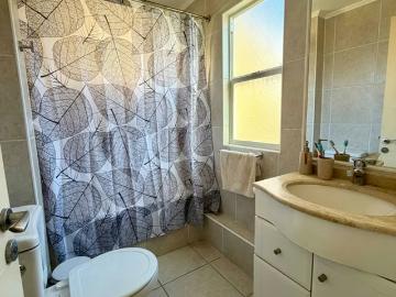 Arriendo de Casas en Concepción | Preciosa casa amoblada 3D3B Almondale lomas 1618 Dormitorios por CLP 1300. 00