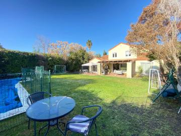 Arriendo de casas en colina | conectividad directa a santiago avenida del valle a autopista nor oriente 4 dormitorios por clf 54.00