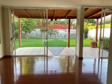 Arriendo de Casas en Colina | Oportunidad, luminosa casa sta. Elena, chicureo 3 Dormitorios por CLP 1250. 00