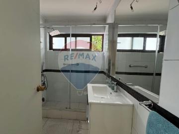 Arriendo de Casas en Las Condes | Extraordinaria casa los dominicos, 4d/3b piscina 5 Dormitorios por CLP 3600. 00