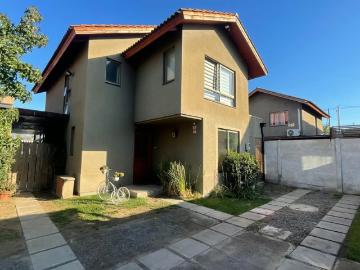 Arriendo de casas en machalí | se arrienda linda casa condominio privado el parron machali 3 dormitorios por clp 750000.00