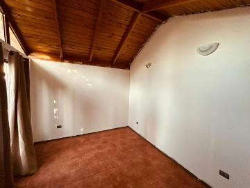 Arriendo de Casas en Maipú | Casa Cuatro Habitaciones Dos Baños Estacionamientos 4 Dormitorios por CLP 750000.00