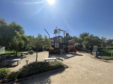 Arriendo de Casas en Padre Hurtado | Casa en arriendo en Padre Hurtado 3 dormi 1 estar 3 baños 3 Dormitorios por CLP 1100. 00