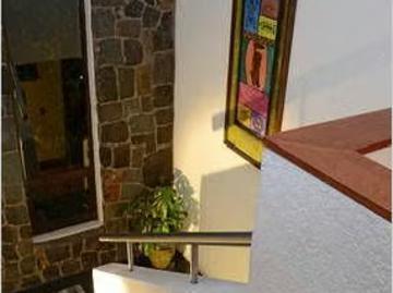 Arriendo de Casas en Peñalolén | Casa en Arriendo en Peñalolén 6 Dormitorios por CLP 3500. 00