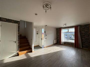 Arriendo de casas en punta arenas | familia o empresa 4d 3b patio techado, bodega, 3 estac 4 dormitorios por clp 1200. 00