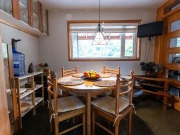 Arriendo de casas en puerto montt | espectacular casa en arriendo a metros de playa pelluco 6 dormitorios por clp 2500. 00