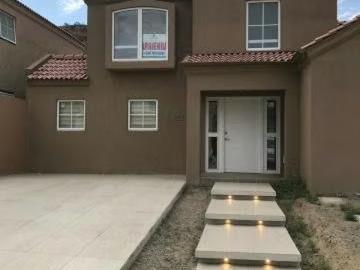 Arriendo de Casas en Quilicura | Espectacular casa en valle lo campino, 4h+3b+2est 4 Dormitorios por CLF 29.50