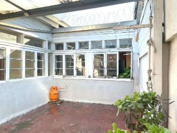 Arriendo de Casas en Recoleta | Versátil y funcional casa con aptitud habitacional o comercial 5 Dormitorios por CLP 1800. 00