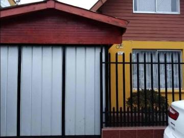 Arriendo de Casas en San Pedro de la Paz | Arriendo Casa Francisco Coloane 2 Dormitorios por CLP 420000.00