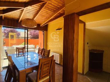 Arriendo de Casas en San Pedro de la Paz | Gran oportunidad: Casa familiar en Parque Laguna Grande 5 Dormitorios por CLP 1350. 00