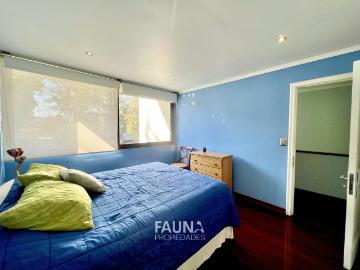 Arriendo de Casas en Ñuñoa | Amplia Barrio Suarez Mujica 5 Dormitorios por CLP 2150. 00