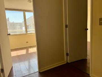 Arriendo de Departamentos en Santiago | ARRIENDO DEPTO 2D2B PISO 26 LUMINOSO STGO 2 Dormitorios por CLP 460000.00