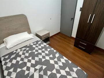 Arriendo de Pieza en La Florida | Pieza, frente Metro Santa Julia La Florida 1 Dormitorios por CLP 200000.00