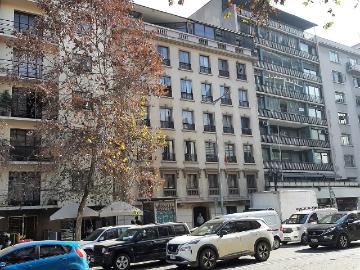 Arriendo departamento en barrio parque forestal en santiago
