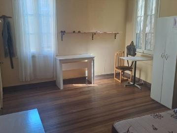 Arriendo Dormitorio central