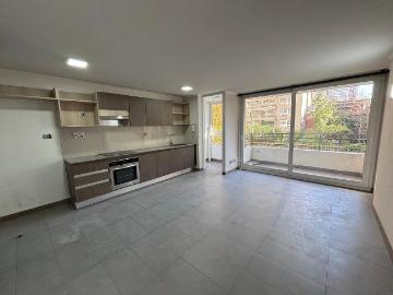 Arriendo dpto amaplio metro santa ana