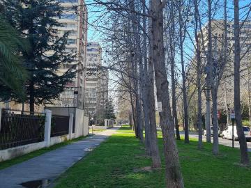 Arriendo frente a colegio greenland 3d,2b+ estacionamiento