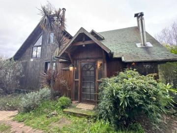 Arriendo hermosa casa en chaimávida