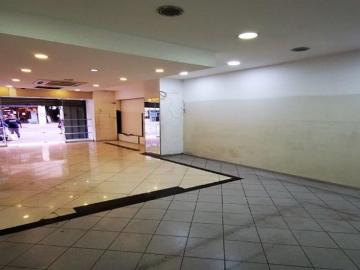 Arriendo Local comercial Santiago Metro Universidad de Chile Santa Lucía