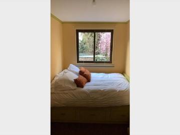 Arriendo pieza en Providencia con baño privado
