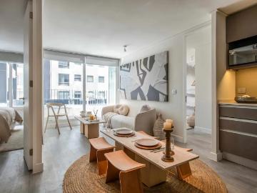 Arriendo semi amoblado 2d2b mariposa metro chile españa