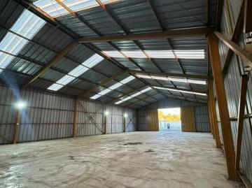 Arriendo sitio 2.200 m2 con galpón 450 m2 | Espacios por CLP 1200. 00 en Chillán