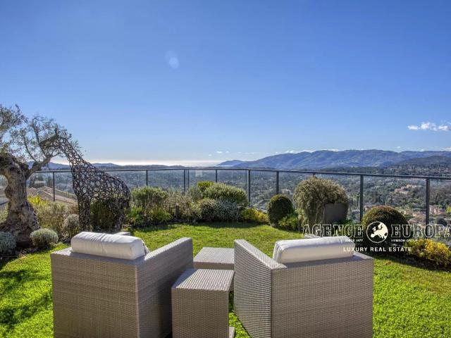 Arrière Pays Cannois Penthouse Vue Mer 220m² Grasse