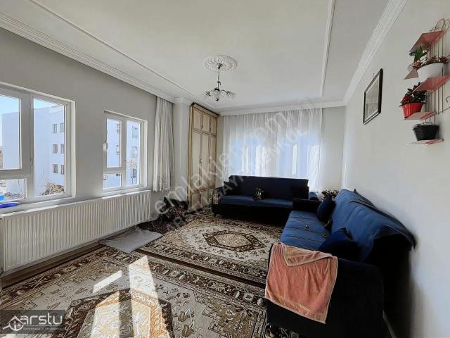 Arstu Gayrimenkul Selma'dan Mimarsinan Mh Kiralık 2+1 Daire