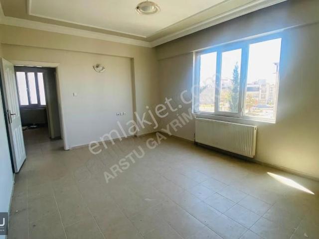 Arstu Gm Güzün Den Yenimahalle De Satılık Arakat Daire