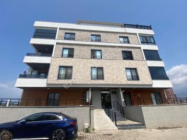 Arsuz Karaağaç Konarlı Mahallesinde Kiralık 3+1 Doğalgazlı Daire