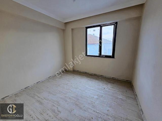 Çarsı Merkez 3+1 130 M2 Yerden Isıtma Mutfak Ayrı Ebeveyn Banyol