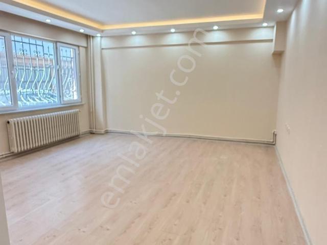 Arslanbeyden Merkezi Konumda 2+1 Yüksek Giriş Masrafsız Daire Fırsatı!