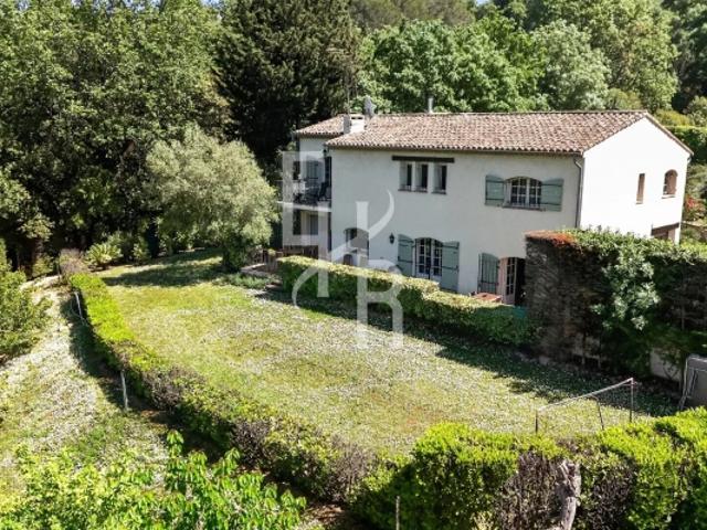Art de vivre d'exception dans un domaine prestigieux à Mougins