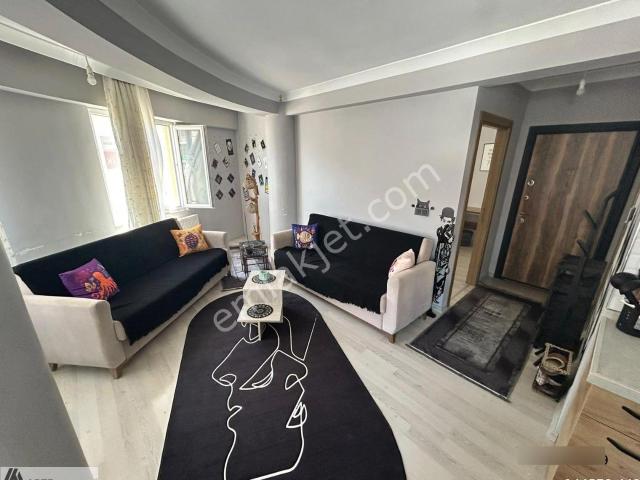 Arte Den 17 Eylül Mahallesinde Ara Kat 1+1 Eşyalı Kiralık Daire