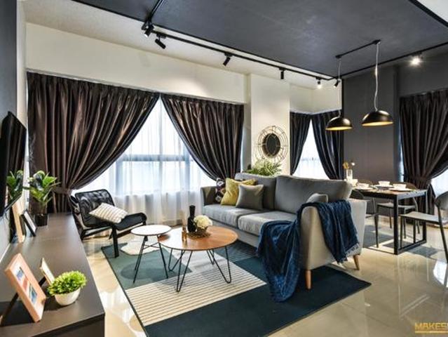 Arte Plus Three Room