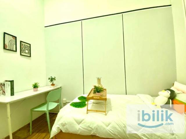 Arte Subang West Female Room: Walking Distance To MSU