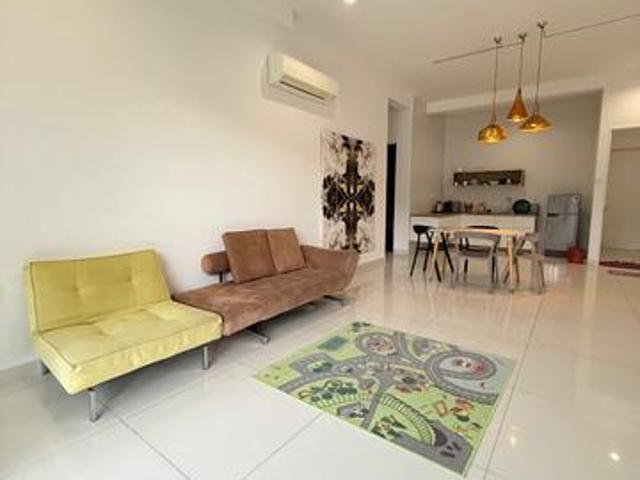 Arte SCondo1400 sqft Move in Condition USMGelugor