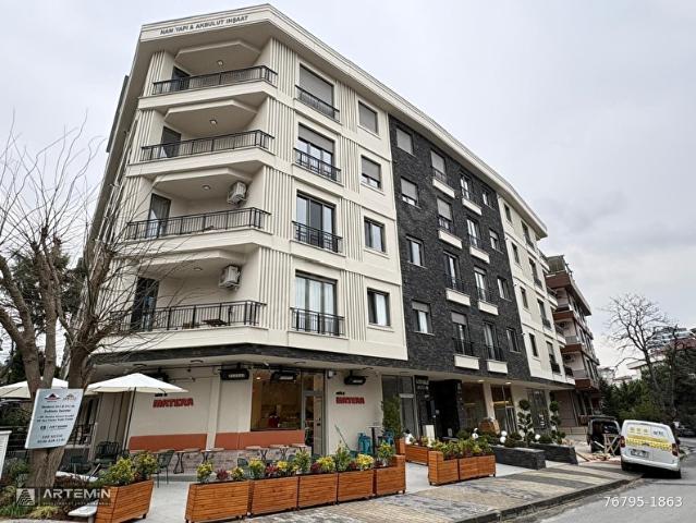 ARTEMİNİDEALTEPE SAHİLİ'NDE BAHÇE TERASLI SIFIR 80m 2+1 !