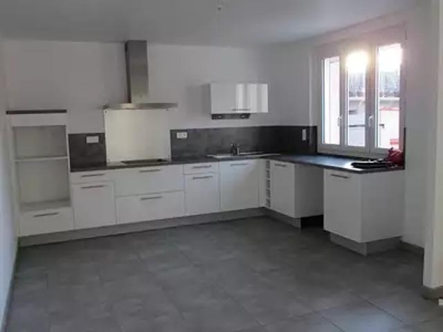 Arthès 81160 Location appartement 3 pièces t3 terrasse